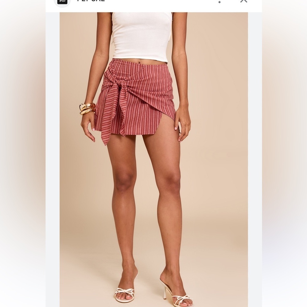 PrettyLittleThing Red and White Striped Skirt